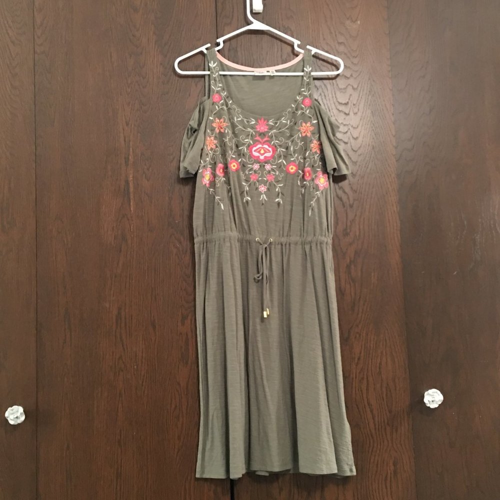 Rafaella Cutout Shoulder Day Dress with Embroidery
